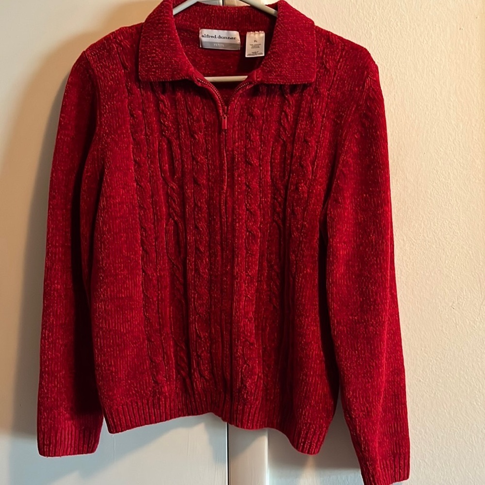Red Alfred Dunner petite sweater.